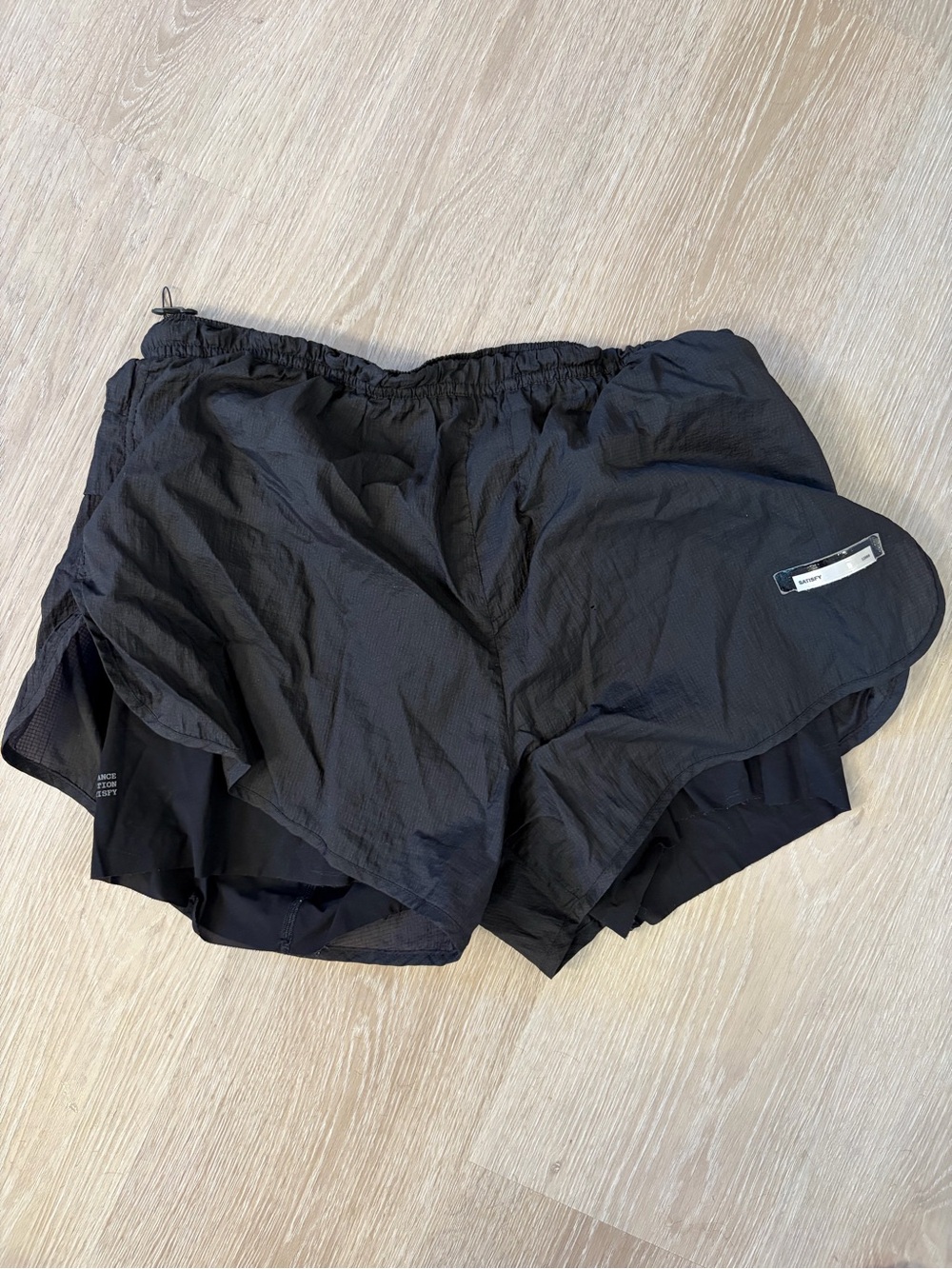 SATISFY Rippy trail Men's Athletic Shorts — Black